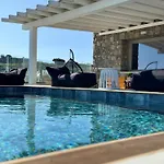 Psaros Village Mykonos * פלאטיס יאלוס